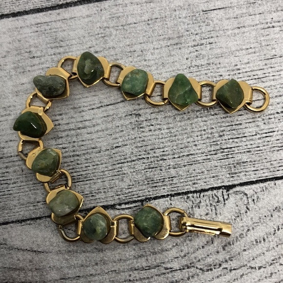 Vintage green gemstone heart shape chain links small wrist - Picture 3 of 5